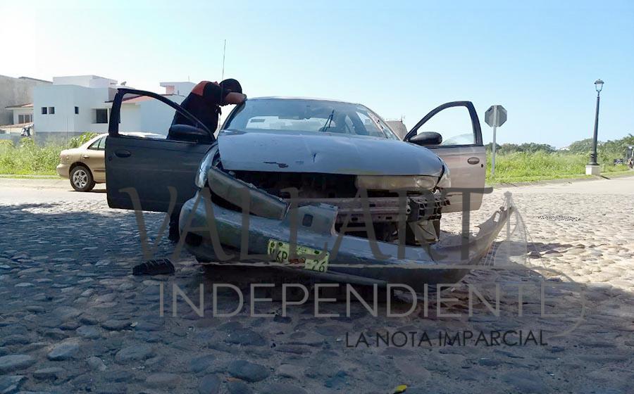 Encontronazo en Fluvial Vallarta deja dos personas heridas Noticias de Puerto Vallarta | NotiespacioPV | Encontronazo en Fluvial Vallarta deja dos personas heridas