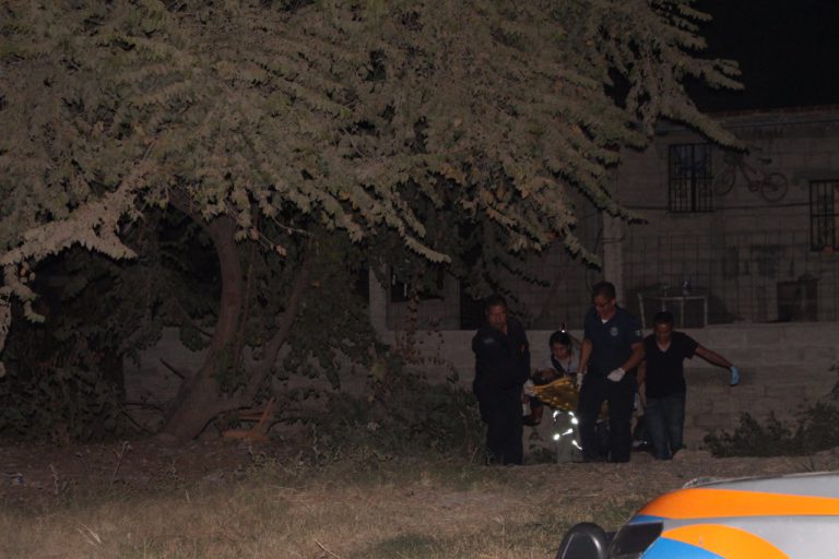 Encuentran al 'Memo' con najavazo en el abdomen, pereció sobre el arroyo Noticias de Puerto Vallarta | NotiespacioPV | Encuentran al 'Memo' con najavazo en el abdomen, pereció sobre el arroyo