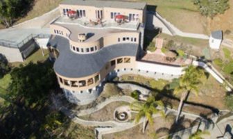 Noticias de Puerto Vallarta | NotiespacioPV | Clinica para millonarios trata la adicción al celular