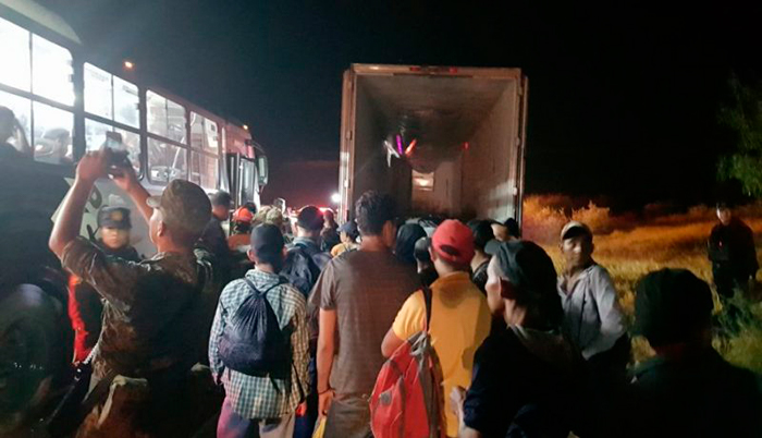 119 migrantes atrapados en caja de tráiler fueron asegurados en Reynosa