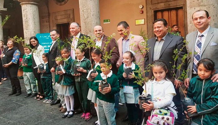 Guadalajara estará recibiendo alrededor de 100 mil árboles