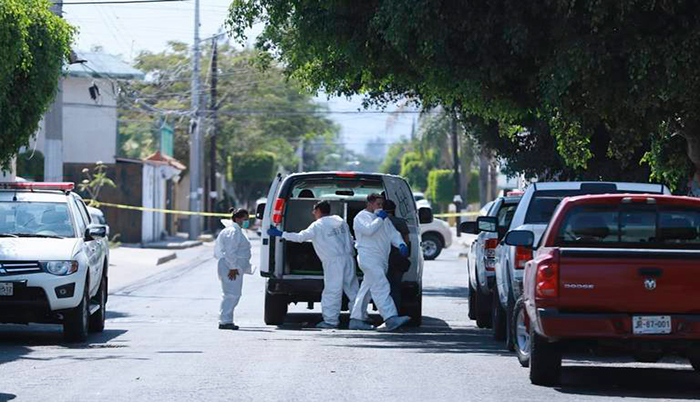 Noticias de Puerto Vallarta | NotiespacioPV | Fosa clandestina con 14 cuerpos en vecindad de Jalisco