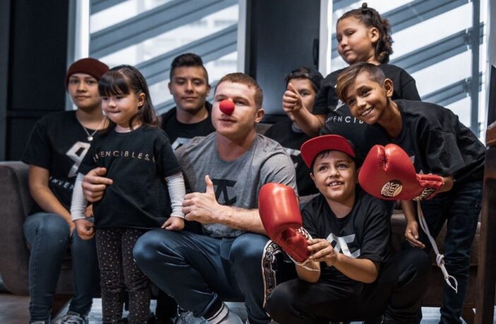Noticias de Puerto Vallarta | NotiespacioPV | 'Canelo' Álvarez regala tratamientos para niños con cáncer