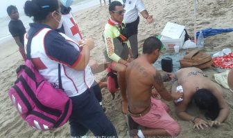 Noticias de Puerto Vallarta | NotiespacioPV | Rescatan a turista de Aguascalientes que casi se ahoga en playas de Vallarta