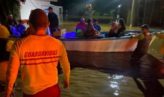 Noticias de Puerto Vallarta | NotiespacioPV | Dejando fuertes inundaciones, Tormenta Hernán se aleja de Jalisco
