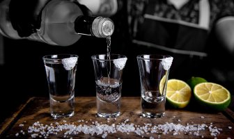 Noticias de Puerto Vallarta | NotiespacioPV | Identifican pseudo tequilas en al menos 5 diferentes países