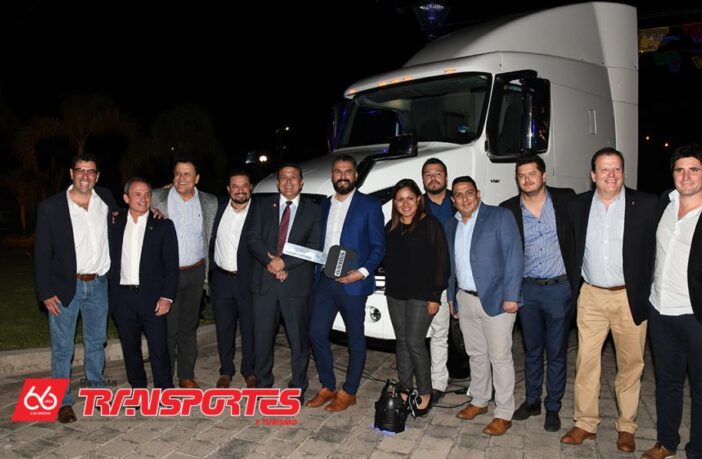 Noticias de Puerto Vallarta | NotiespacioPV | Medalla al Mérito Industrial será a Transportes Innovativos