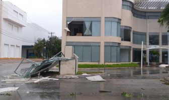Noticias de Puerto Vallarta | NotiespacioPV | Paso de Huracán Delta deja daños materiales en Yucatán