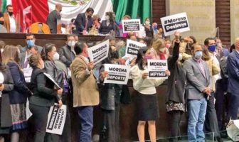 Noticias de Puerto Vallarta | NotiespacioPV | Protestas en el Congreso por eliminación de Fideicomisos