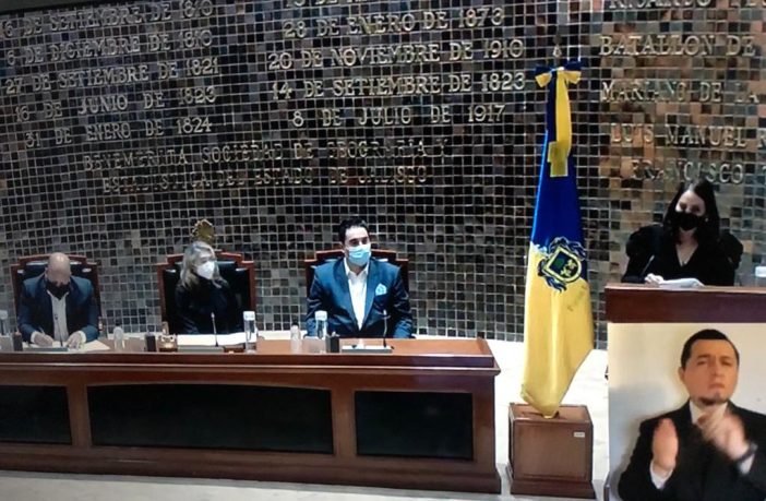 Noticias de Puerto Vallarta | NotiespacioPV | Segundo Informe de Enrique Alfaro y no pudo evitar ser cuestionado por transporte y seguridad