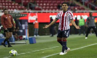 Noticias de Puerto Vallarta | NotiespacioPV | Deportes domingueros Chivas a la Baja, por un jugador en un mal paso
