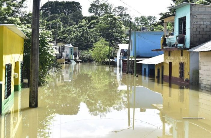 Noticias de Puerto Vallarta | NotiespacioPV | El desbordamiento del Usumacinta continúa, la alerta no disminuye