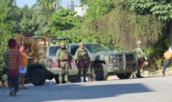 Noticias de Puerto Vallarta | NotiespacioPV | Presencia militar causa miedo y asombro en Palmar de Aramara