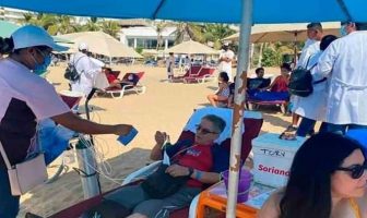 Noticias de Puerto Vallarta | NotiespacioPV | Vacacionan en Acapulco con todo y tanque de oxígeno