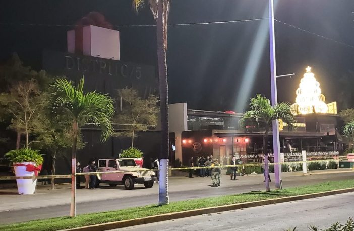Noticias de Puerto Vallarta | NotiespacioPV | Le dispararon por la espalda, en Vallarta asesinaron al ex gobernador Aristóteles Sandoval, confirma Fiscalía