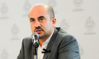Noticias de Puerto Vallarta | NotiespacioPV | Feria de licencias tapatías; van 9 regidores