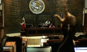 Noticias de Puerto Vallarta | NotiespacioPV | Proponen prisión a quien venda dosis apócrifas contra COVID-19