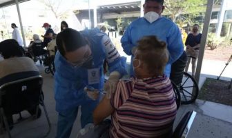 Noticias de Puerto Vallarta | NotiespacioPV | Piden a la UDG crear sistema de citas para futuras vacunaciones