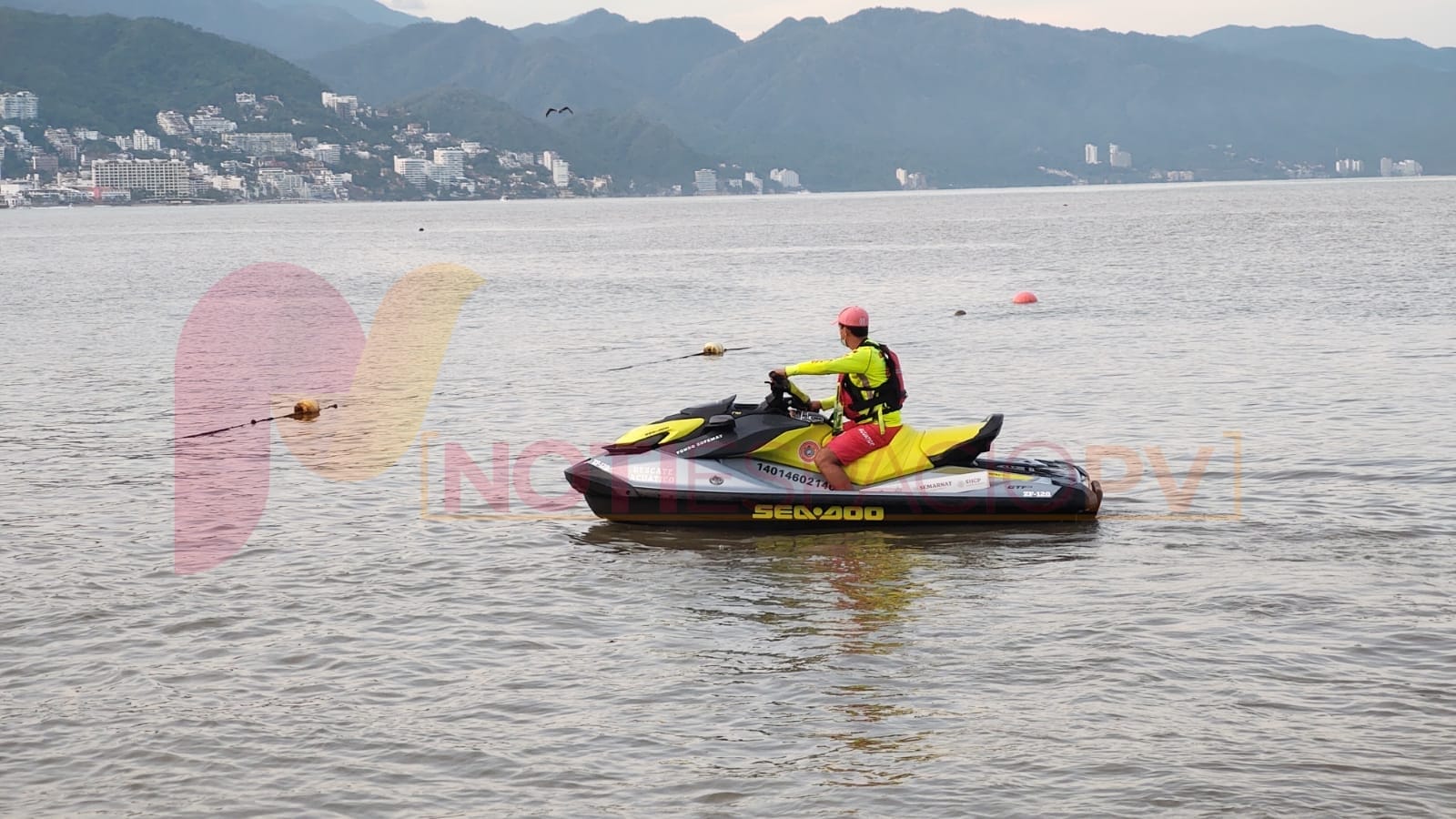 Joven de 15 años desaparece en playa de Puerto Vallarta Joven de 15 años desaparece en playa de Puerto Vallarta