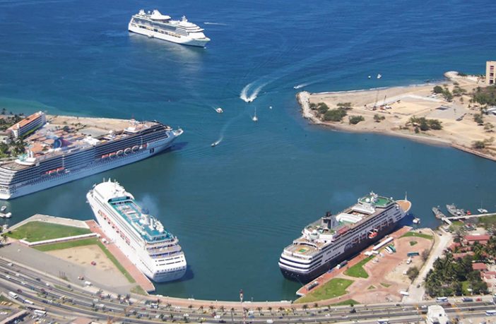 Llega a Vallarta cuarto crucero con turistas