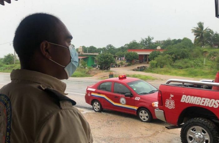 Evacúan 30 comunidades por paso de 'Nora'