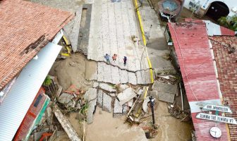 Reconstrucción de puente caído en Vallarta terminará hasta diciembre