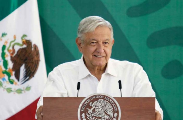 Noticias de Puerto Vallarta | NotiespacioPV | "La democracia nunca pierde" asevera AMLO ante resultado de Consulta Popular