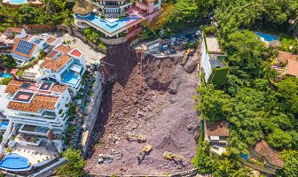 Habrá denuncias por daño al patrimonio por derrumbe en Amapas
