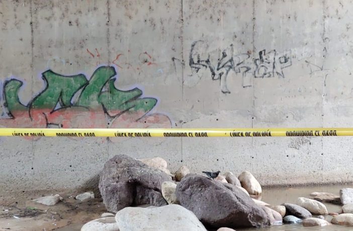 Muere indigente a orillas del Río Cuale en el Remance