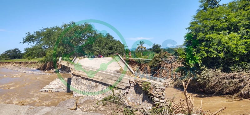 Colapsa puente que conecta con El Cantón Noticias de Puerto Vallarta | NotiespacioPV | Colapsa puente que conecta con El Cantón