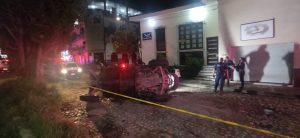 Noticias de Puerto Vallarta | NotiespacioPV | Roban una Razer y terminan volcados en el Libramiento