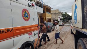 Rescatan a trabajador de Seapal de quedar 'sepultado' vivo