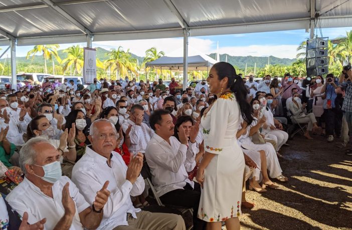Noticias de Puerto Vallarta | NotiespacioPV | El cabildo de las mujeres en un estado machista