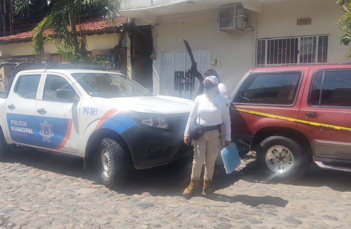 Noticias de Puerto Vallarta | NotiespacioPV | Encuentran el cuerpo de un masculino en la calle Lázaro Cárdenas