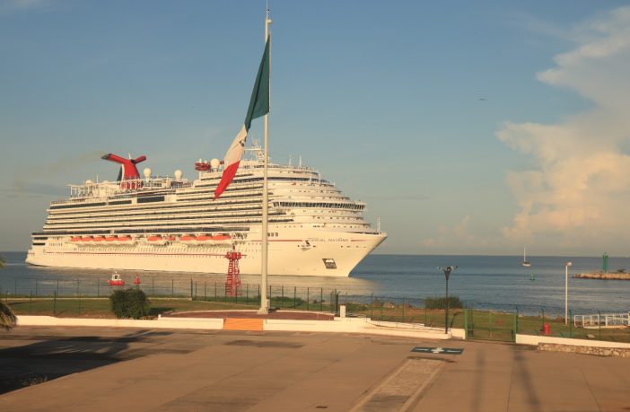 Noticias de Puerto Vallarta | NotiespacioPV | Arriba a Puerto Vallarta el Carnival Panorama por sexta ocasión