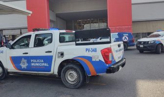 Noticias de Puerto Vallarta | NotiespacioPV | Fuerte movilización policíaca en Soriana Pitillal