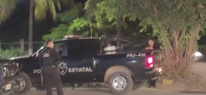 Noticias de Puerto Vallarta | NotiespacioPV | A punta de pistola detienen a presunto ladrón de vehículos