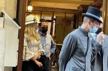 Peña Nieto es captado saliendo de un hotel de lujo en Roma; le gritan "ratero"