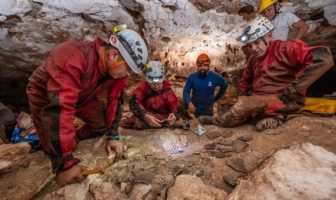 Noticias de Puerto Vallarta | NotiespacioPV | Descubren canoa maya en Yucatán de mil años de antigüedad