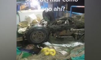 Noticias de Puerto Vallarta | NotiespacioPV | VIDEO: Iban por camarones y terminan "pescando" una camioneta