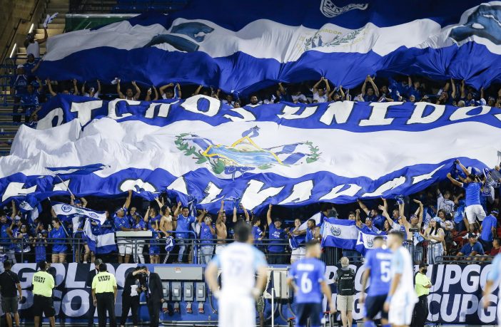 Noticias de Puerto Vallarta | NotiespacioPV | FIFA multa y castiga a la Federación Salvadoreña por conducta discriminatoria