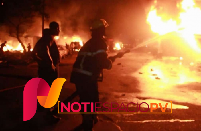 Noticias de Puerto Vallarta | NotiespacioPV | Más de 90 muertos tras explosión de camión cisterna en Sierra Leona