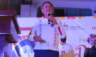 Noticias de Puerto Vallarta | NotiespacioPV | Crítica el profe Michel a la gente por hacer fiestas patronales sin permiso