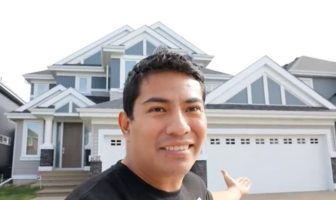 Noticias de Puerto Vallarta | NotiespacioPV | Con trabajo y esfuerzo: albañil mexicano presume casa que compró en Canadá