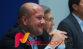 Noticias de Puerto Vallarta | NotiespacioPV | El gobernador recibirá su módico aguinaldo de 263 mil 141 pesos ¿usted cuanto recibió?