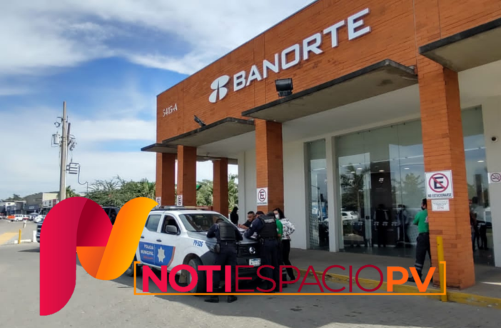 Noticias de Puerto Vallarta | NotiespacioPV | Doble asalto a mano armada al interior de un banco en Las Juntas