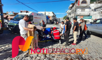 Noticias de Puerto Vallarta | NotiespacioPV | Atropellan a fémina en la 5 de diciembre