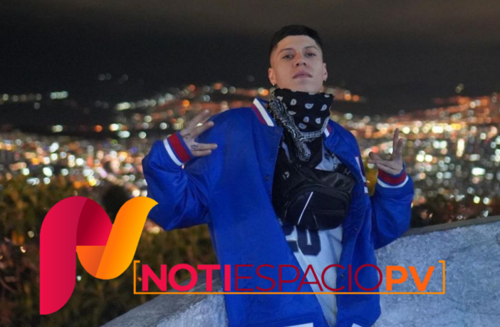 Noticias de Puerto Vallarta | NotiespacioPV | Portazo y "regalo" durante presentación de Santa Fe Klan en Feria de León