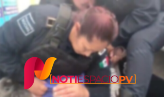 Noticias de Puerto Vallarta | NotiespacioPV | Policías municipales de Pachuca someten a adulta mayor; son suspendidos
