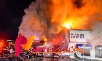 Noticias de Puerto Vallarta | NotiespacioPV | Choca y explota camión con 9 mil 500 galones de combustible frente a edificio en NY